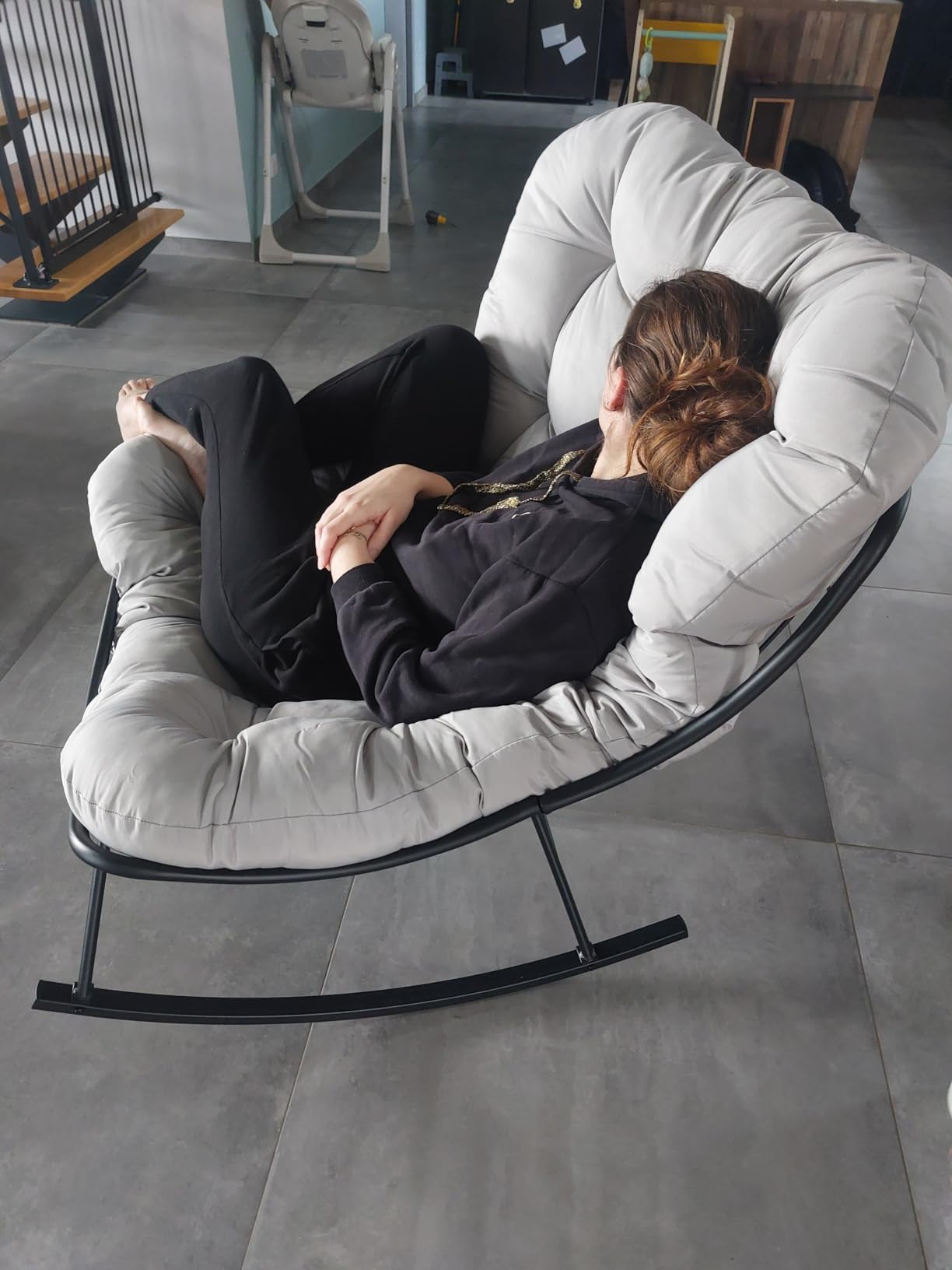Scaun balansoar lounge cu pernă Cloud Comfort